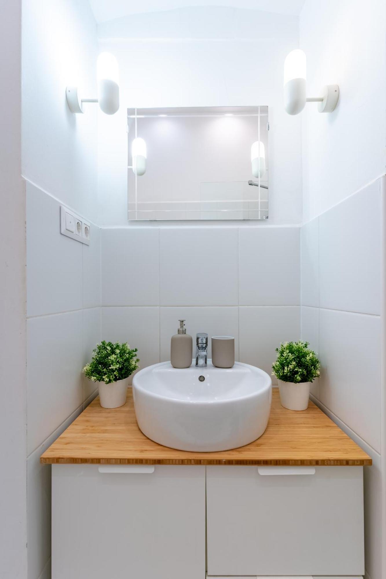Wave - 3 Bedroom Apt In Center ブダペスト エクステリア 写真